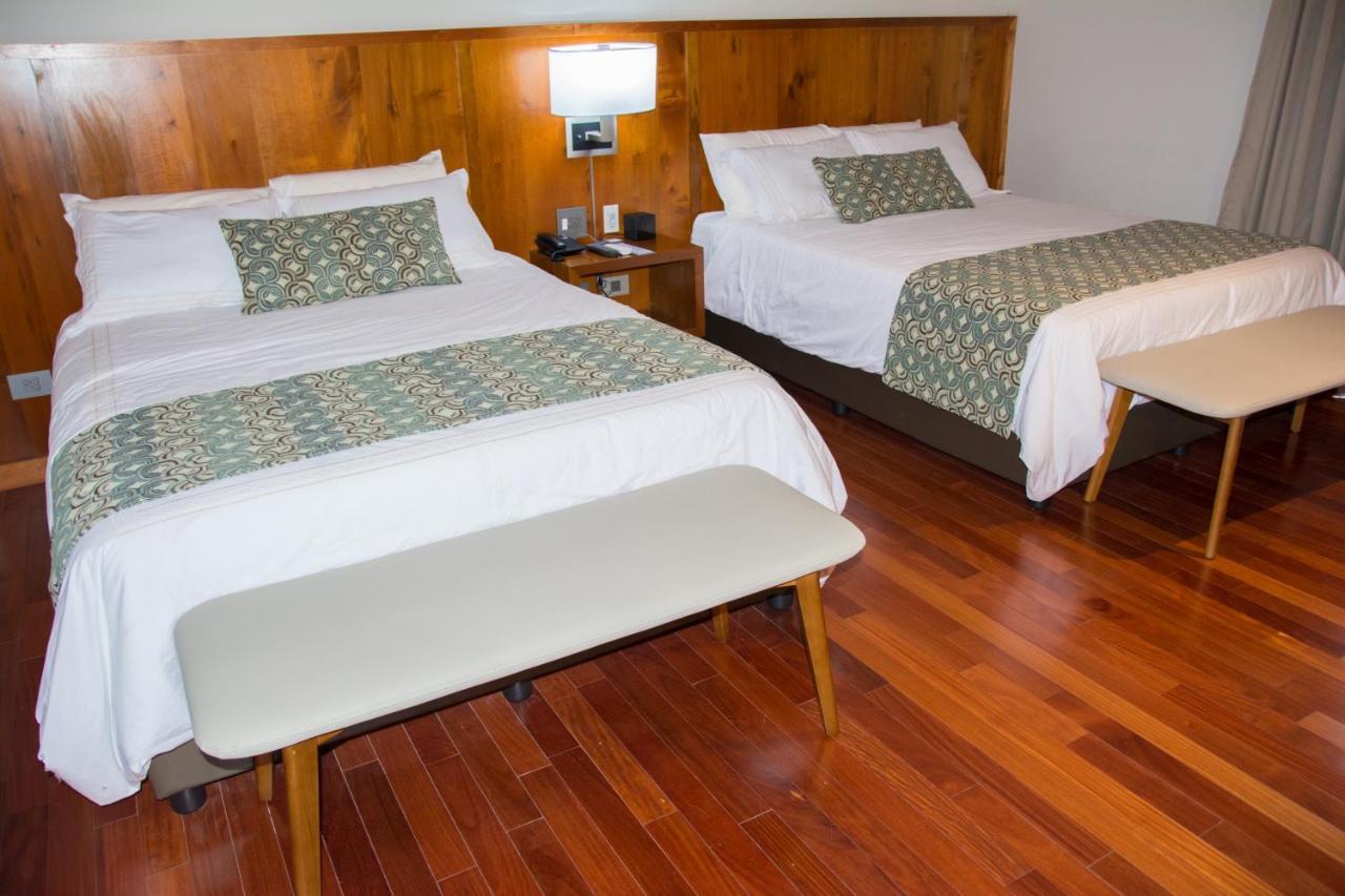 Los Brezos Hotel Boutique Volcán Esterno foto