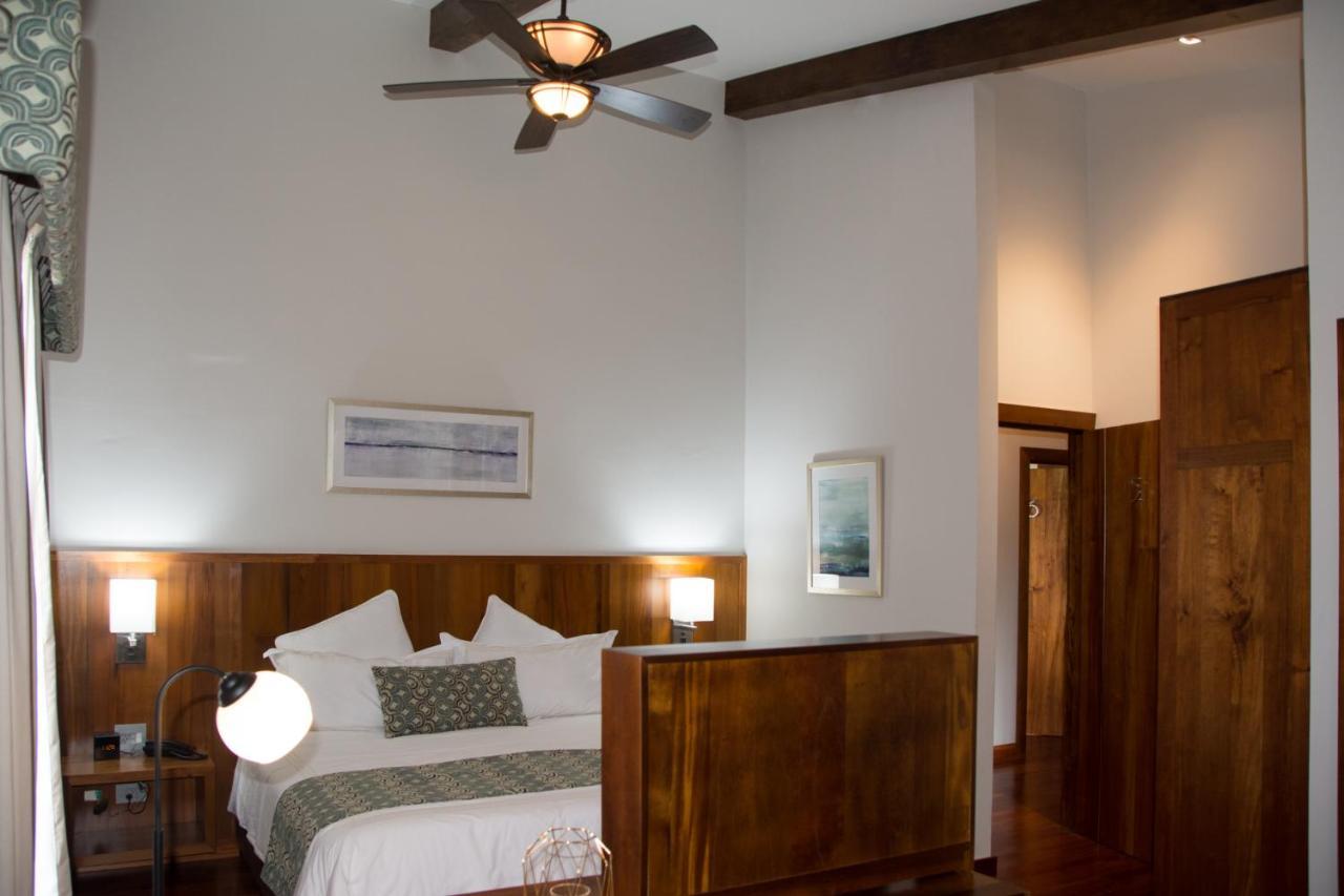 Los Brezos Hotel Boutique Volcán Esterno foto
