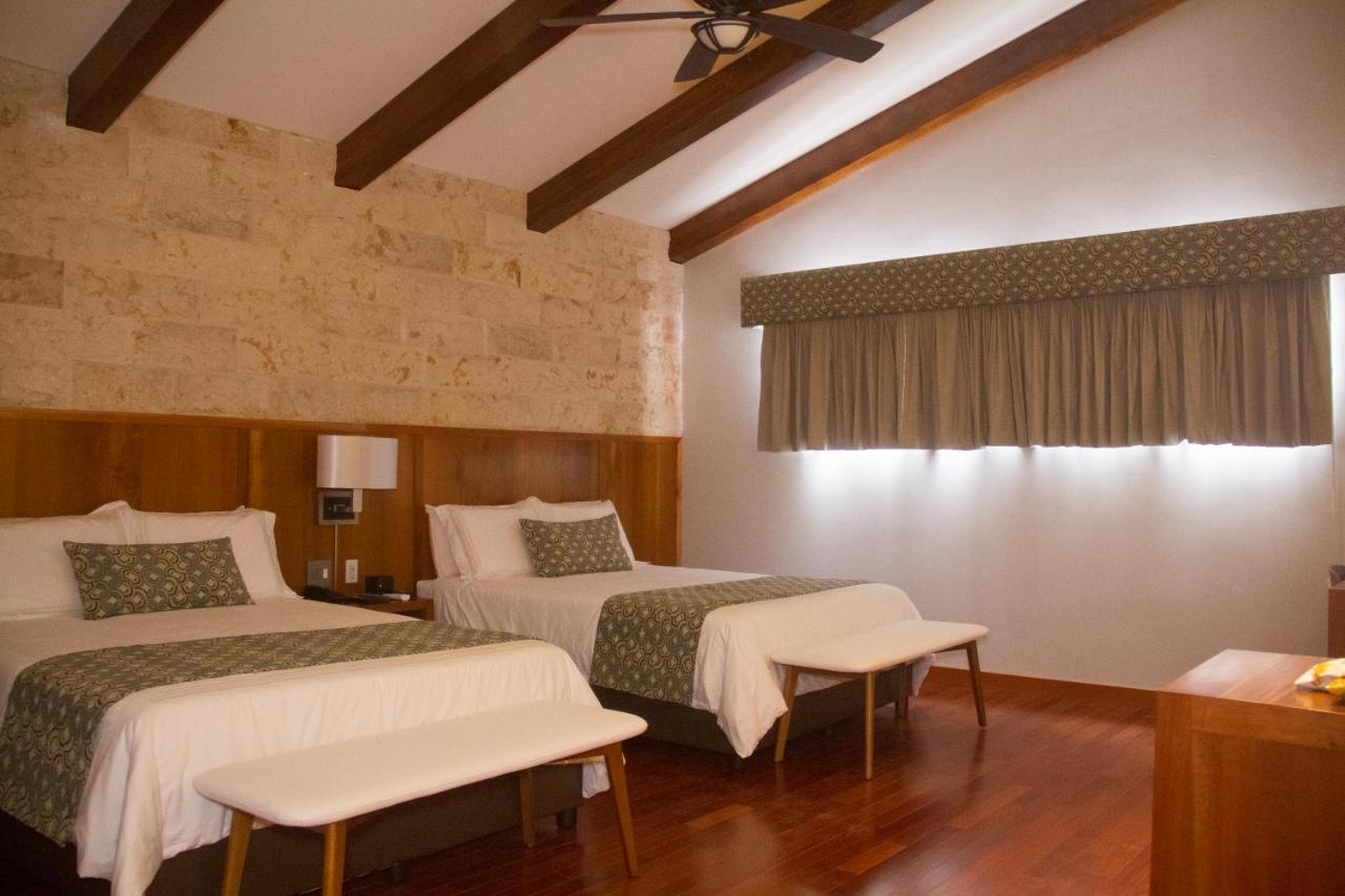 Los Brezos Hotel Boutique Volcán Esterno foto