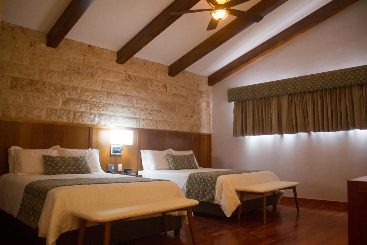 Los Brezos Hotel Boutique Volcán Esterno foto