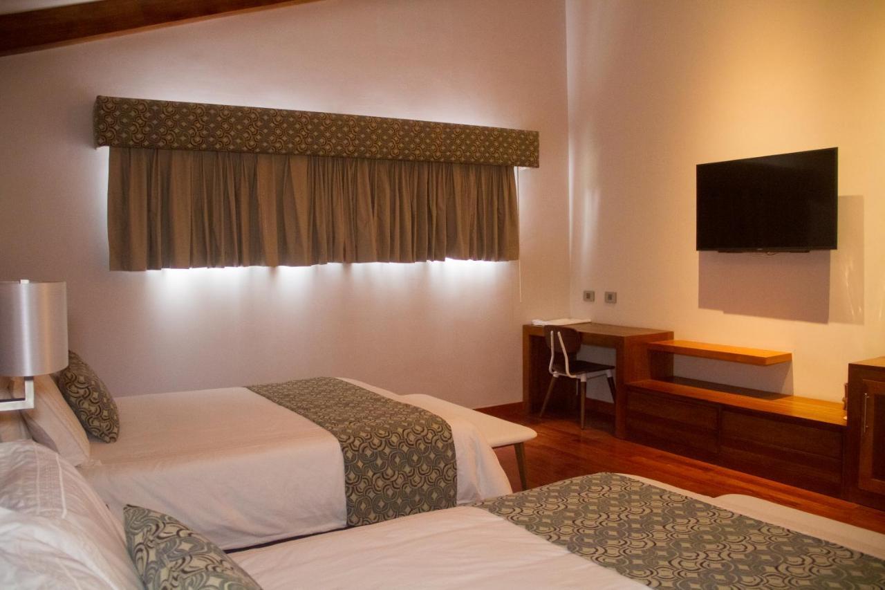 Los Brezos Hotel Boutique Volcán Esterno foto